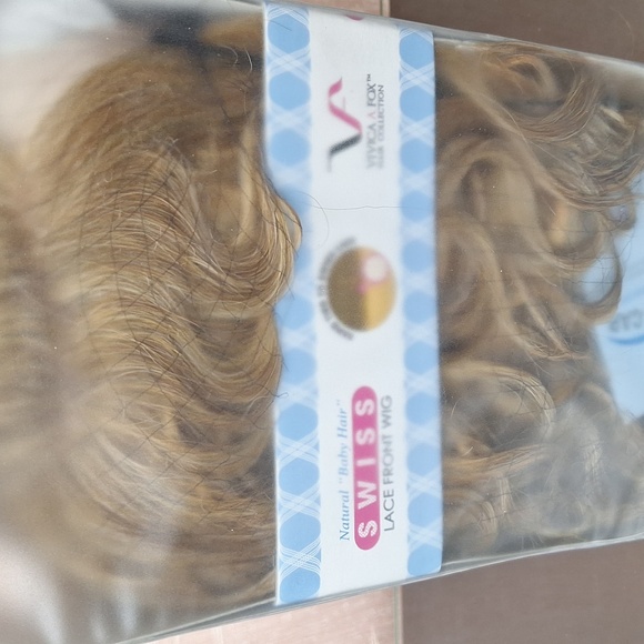 New Swiss lace front wig color P2216 - Picture 3 of 6